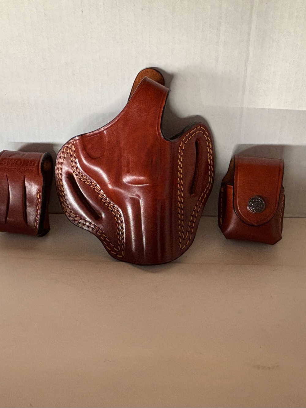 SWORD Handmade Holster For Smith Wesson 357 2 and 2- 2,5 inch OWB - Picture 8 of 8